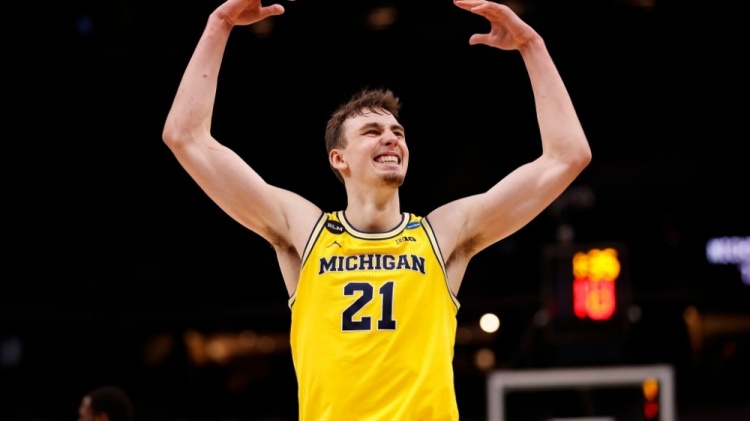 伴让他的日 伴让他的日